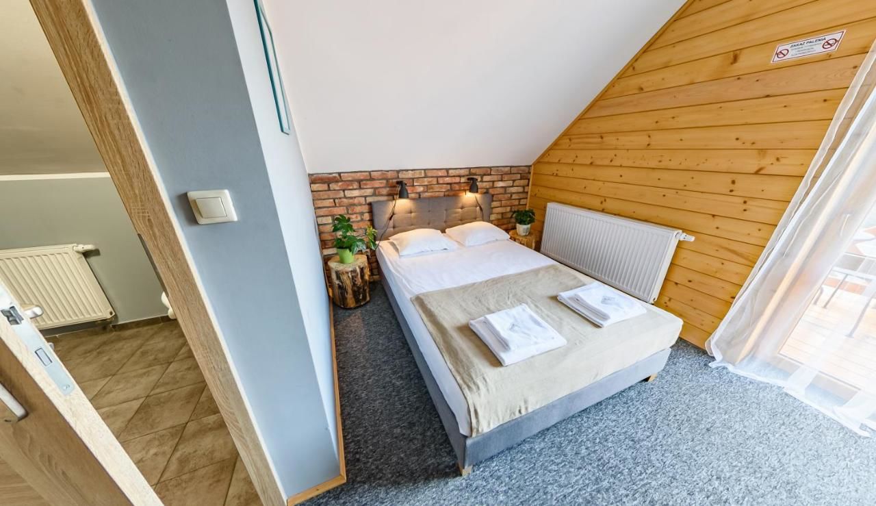 Отели типа «постель и завтрак» Hotel Czerwone Korale Cielimowo-34